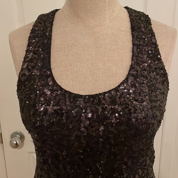 Alice + Olivia
Sequin dress - Picture 4 of 15